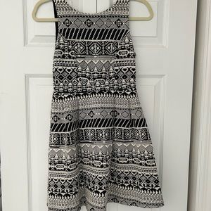 Women’s dress